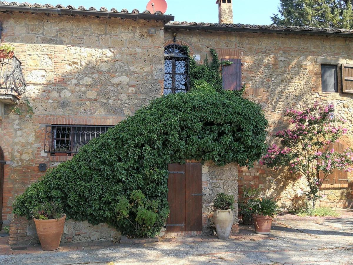 צ'טונה Agriturismo Villa Alari מראה חיצוני תמונה