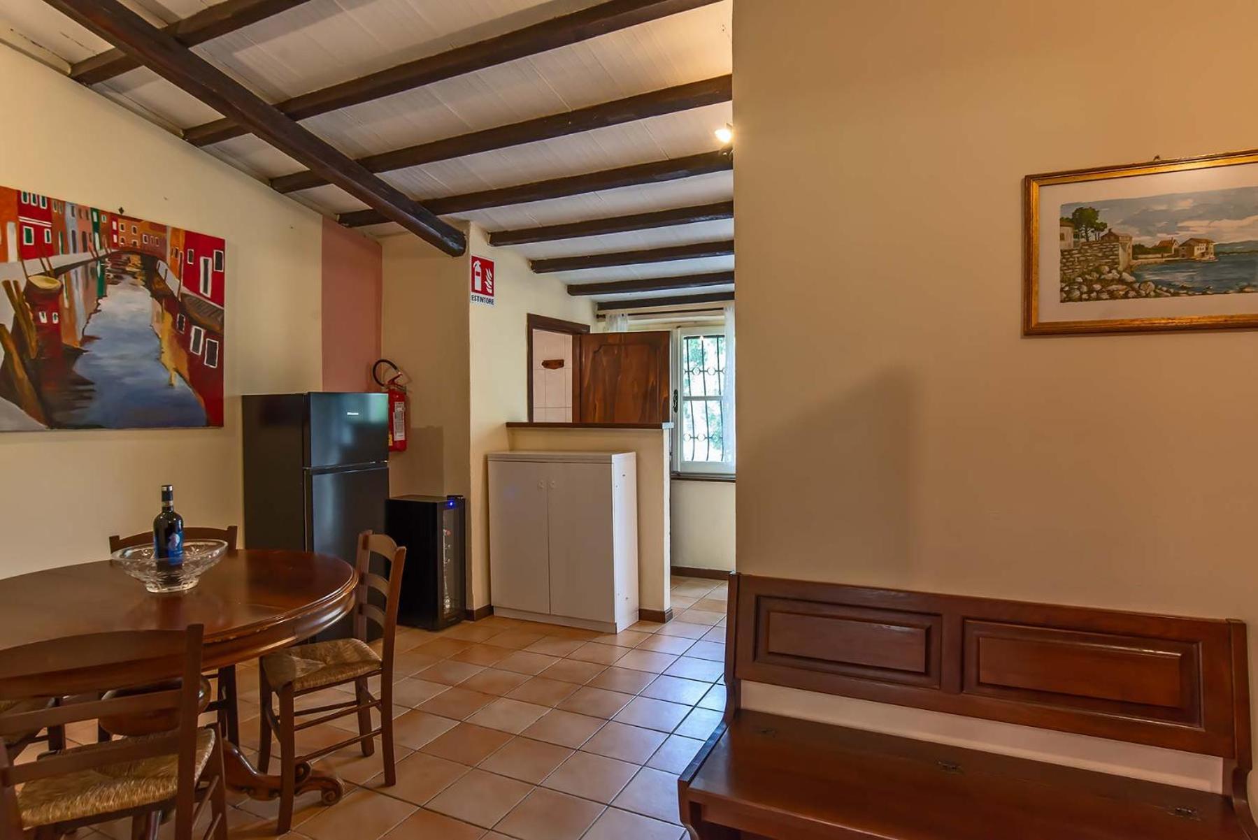 צ'טונה Agriturismo Villa Alari מראה חיצוני תמונה
