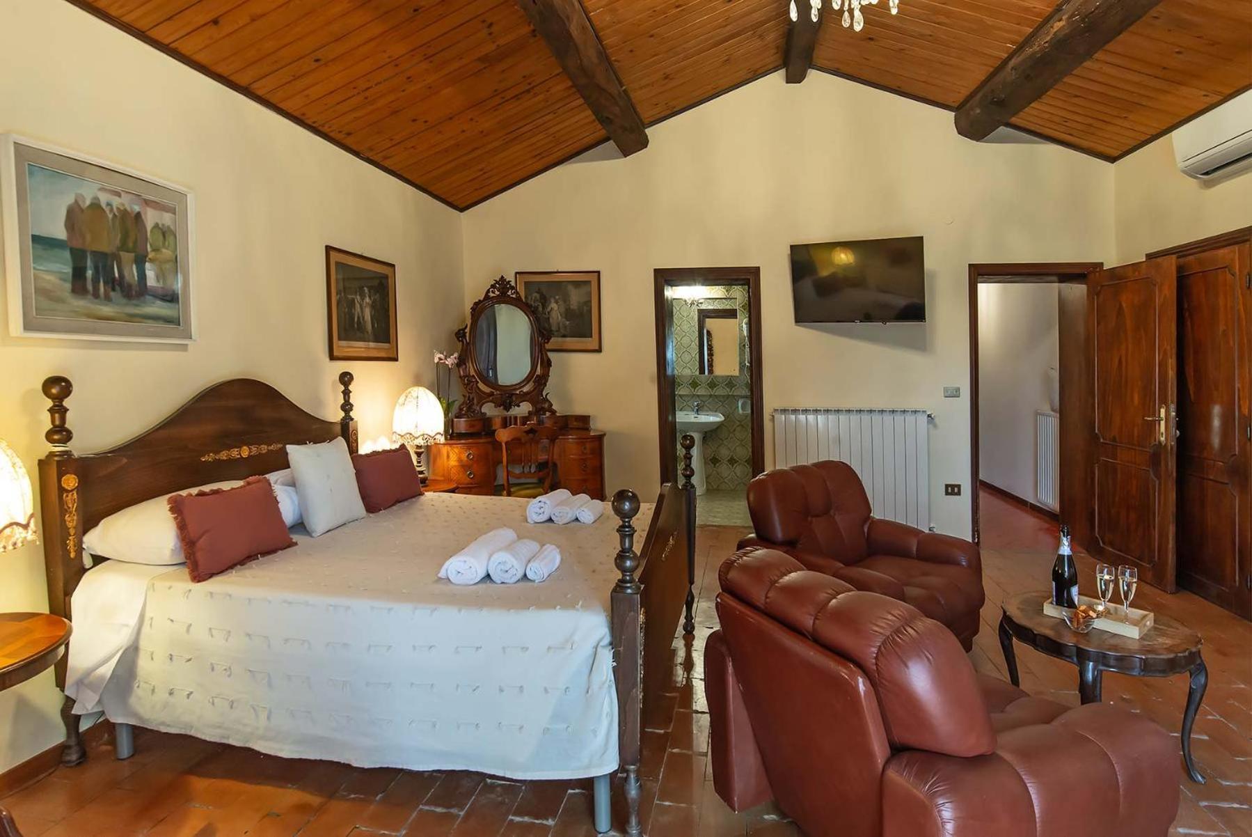 צ'טונה Agriturismo Villa Alari מראה חיצוני תמונה