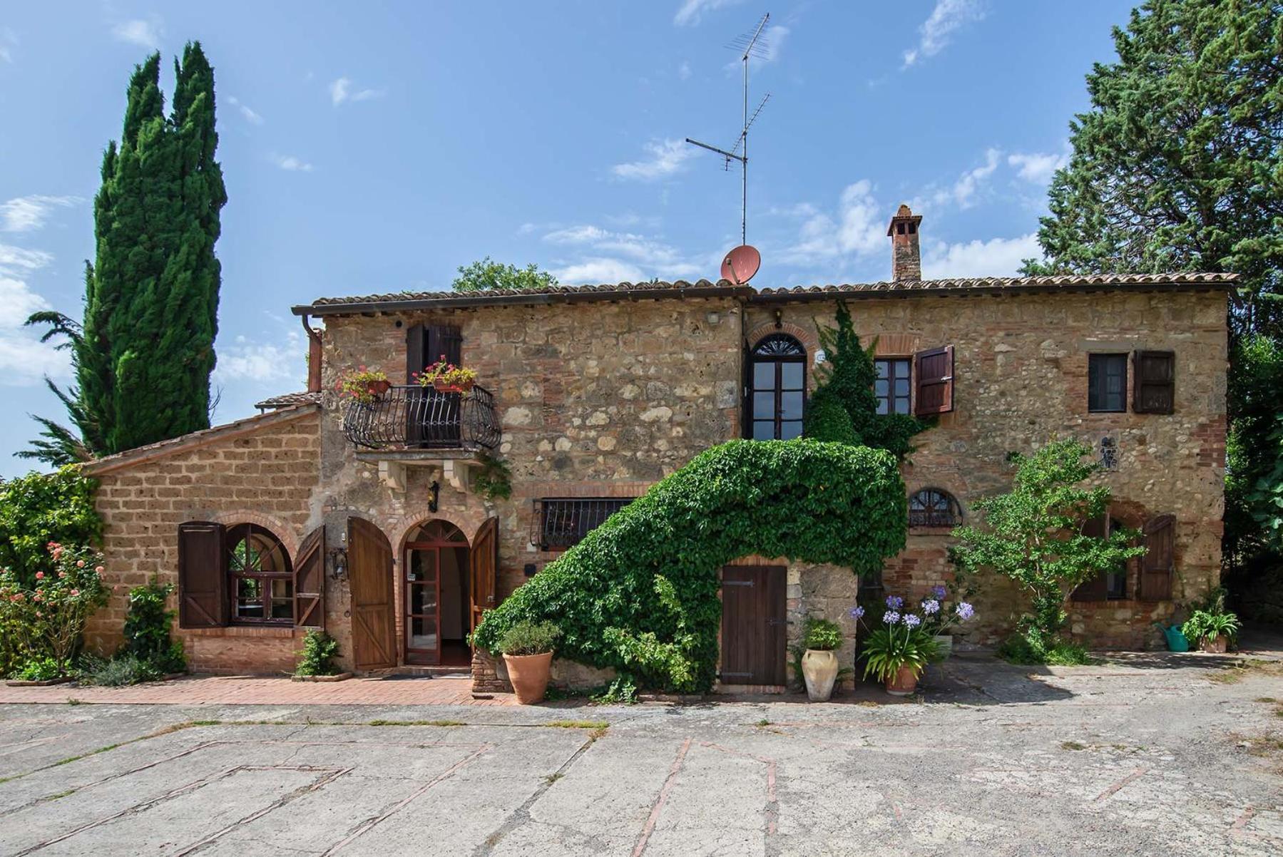 צ'טונה Agriturismo Villa Alari מראה חיצוני תמונה